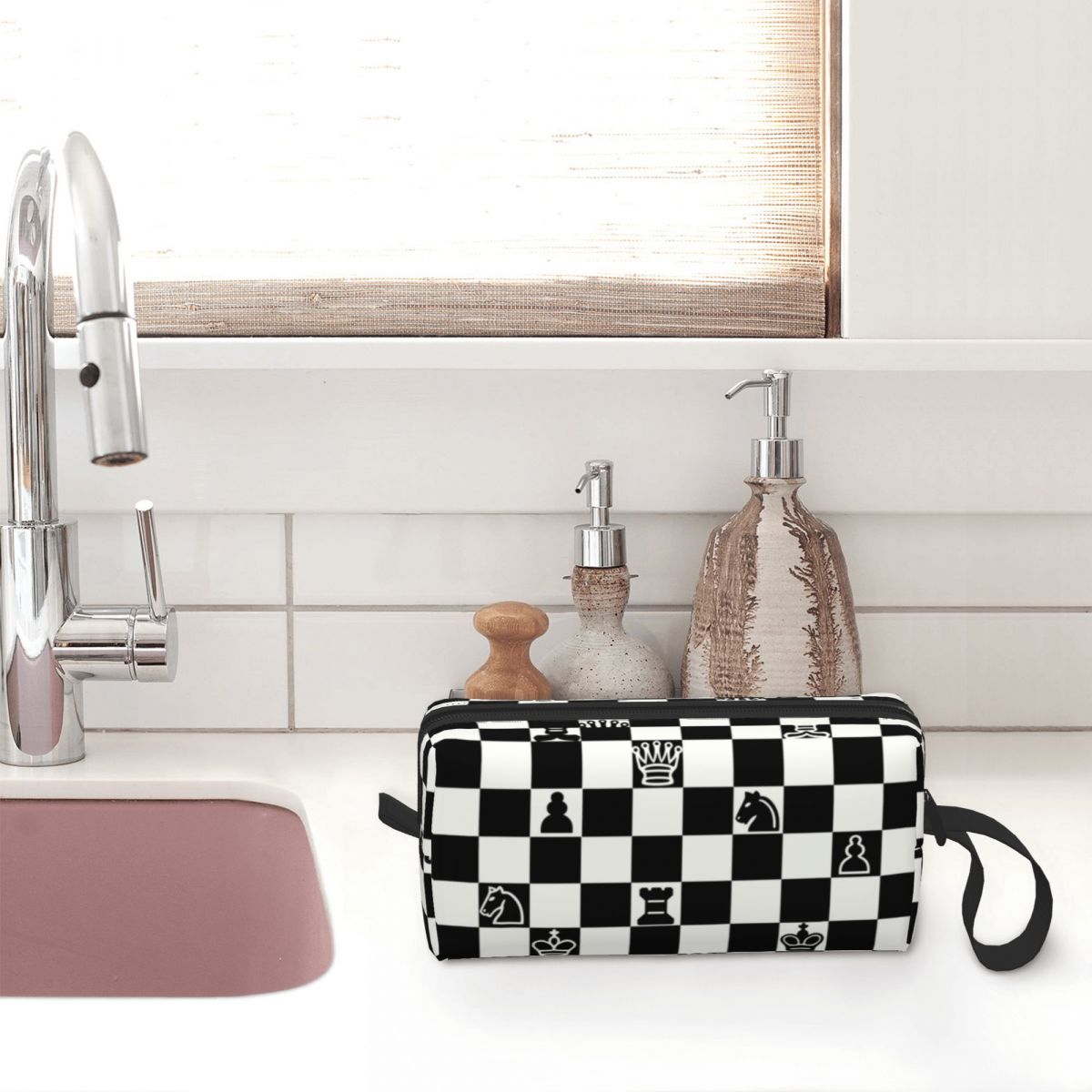 Custom Fashion Chess Toiletry  - Beauty Makeup Game ulasan dan harga